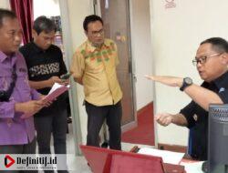 Bupati Gorut, Thariq Modanggu Evaluasi Hasil Sidaknya di Dinas Pendapatan