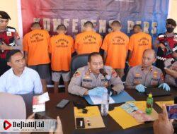 Kapolres Bulukumba Pimpin Konferensi Pers Pengungkapan Lima Terduga Penyalahgunaan Narkotika