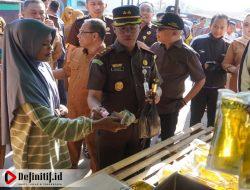 Kejari Kabupaten Gorontalo Ambil Bagian dalam Operasi Pasar, Dorong Pemulihan Ekonomi Lokal