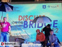 Meskipun Diguyur Hujan Deras, Pj Gubernur Babel dan Dirut PT Timah Tbk tetap Mengisi Acara Discuss On The Bridge 2022