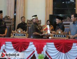 Bupati Dawam Hadiri Rapat Paripurna DPRD Lamtim Terkait Penyampaian Raperda APBD
