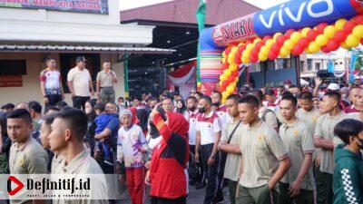 Kapolda Lampung Bersama Gubernur Lampung Dan Unsur TNI Buka Jalan Sehat Di Mako Brimob