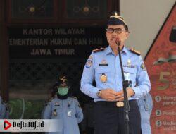Kemenkumham Jatim Beri Penghargaan Kepada 12 Pegawai Berprestasi dan Berintegritas