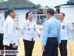 Perdana Kunjungi Lapas Kalianda, Kakanwil Kumham Lampung Tinjau Pelayanan Publik