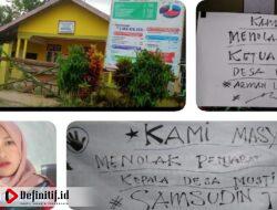 Warga Desa Mustika Tolak Penjabat Kepala Desa yang Baru Dilantik