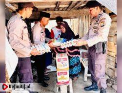 Kapolsek Ujung Loe Salurkan Bantuan Bahan Pangan Kepada Warga Kurang Mampu