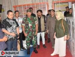 Danrem 133/NW Hadiri Kegiatan Monitoring Pembersihan APK dan Tinjau Kesiapan TPS Jelang Pemilu 2024