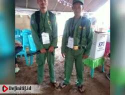 Flash News : Linmas di TPS Motihelumo Tak Menggunakan Sepatu