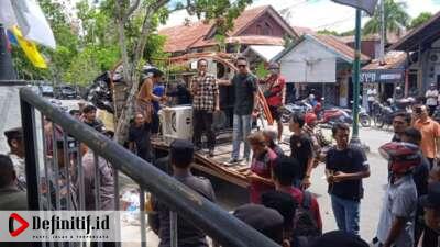 Senang di Luar Daerah, APD Minta Ketua Bawaslu Kabgor Mundur