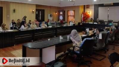 Direktur RS Zainal Umar Sidiki Hadiri Evaluasi Rapat Stunting