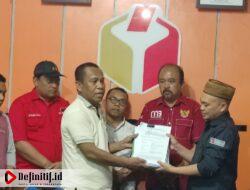 Breaking News!!! Bapaslon Ridwan Yasin-Muksin Badar Resmi Laporkan KPU Gorut ke Bawaslu