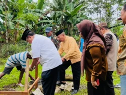 Komisi III DPRD Gorontalo dan Baznas Bangun Rumah untuk Warga Terdampak Proyek Jembatan Topolo