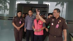 Eks Ketua DPRD Kabupaten Gorontalo Ditahan Kejaksaan, Kasus Korupsi Rp3 Miliar Diusut