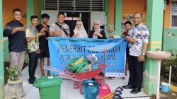 Penerbit Buku Erlangga Salurkan Bantuan untuk Sekolah Terdampak Banjir di Gorontalo Utara